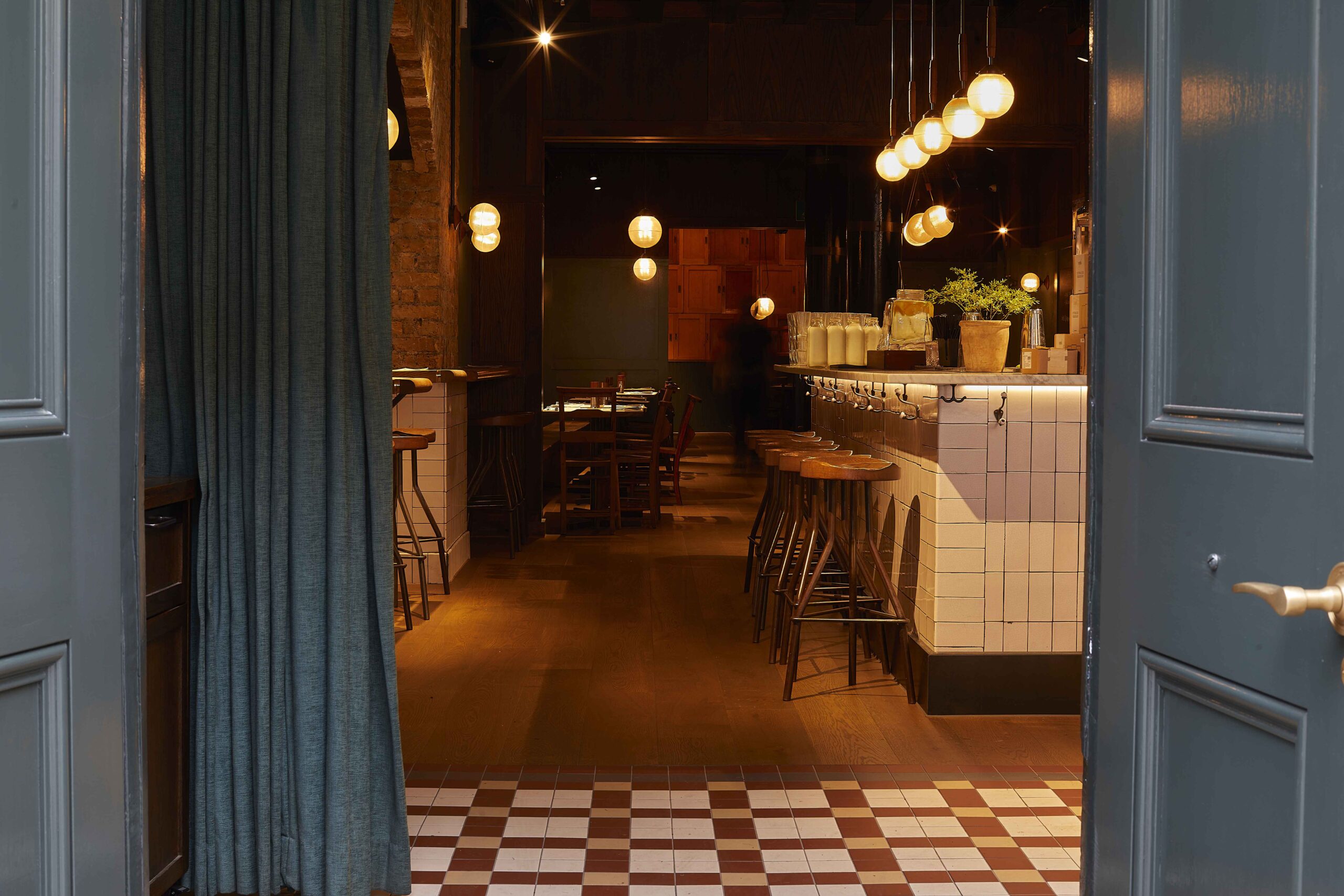 Flat Iron Covent Garden interiors